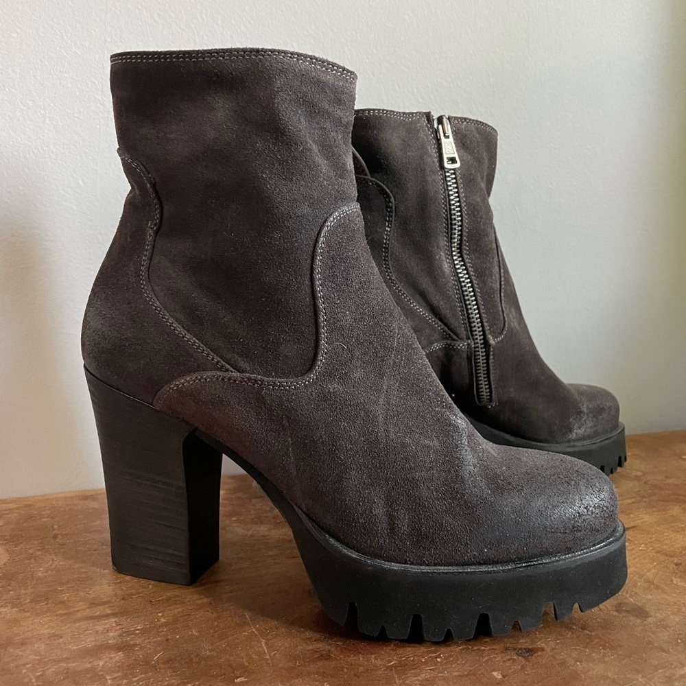 NOW Velour lug sole high heel boots